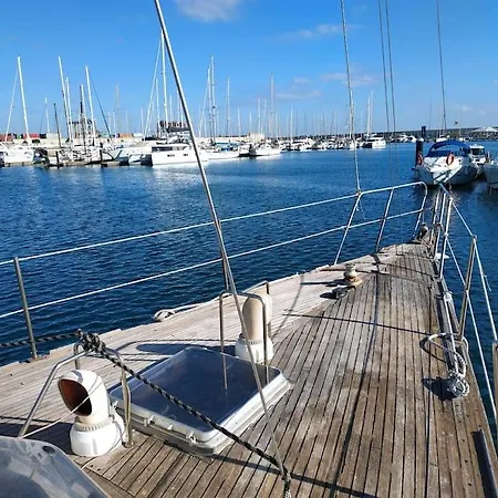 Botel Velero Unico Donde Relajarte, Parking Gratuito *